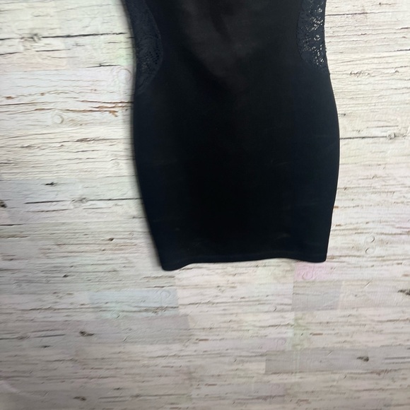 Guess xs black mini dress lace cut out body con - Picture 2 of 9